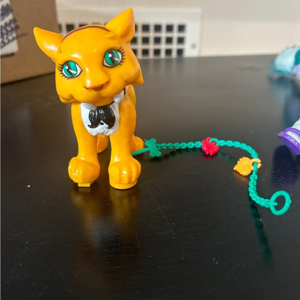 Monster High Sweet Fang Secret Keeper Pet